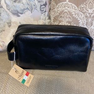 ♣️NWT Massei Genuine Leather Toiletry Bag